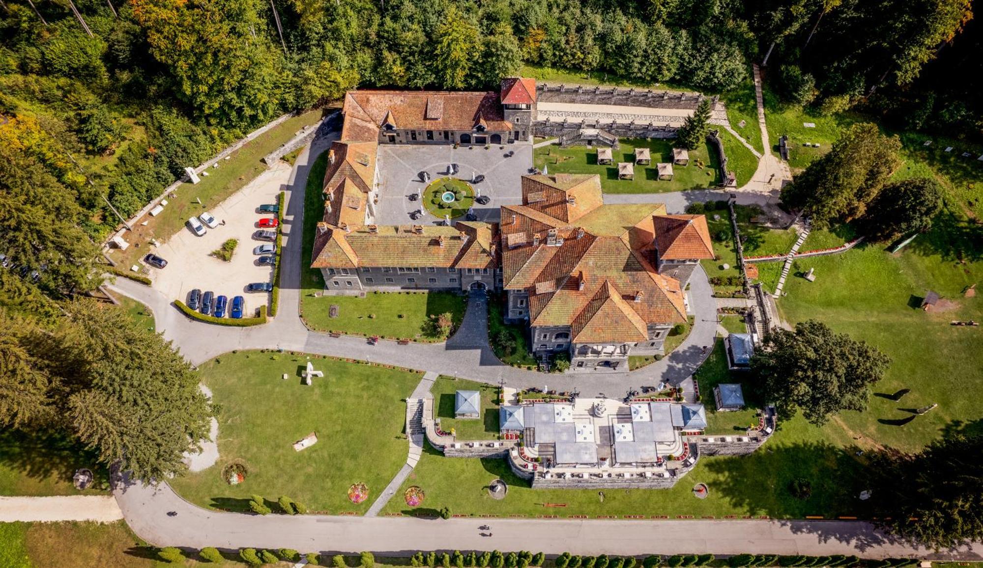 Castelul Cantacuzino Buşteni Exteriér fotografie