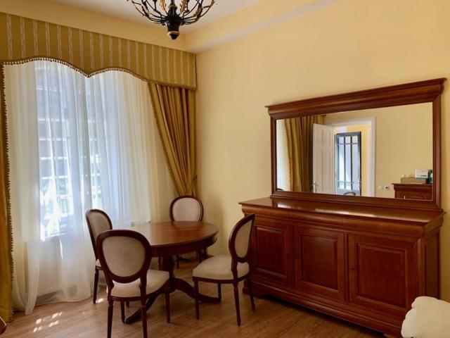Castelul Cantacuzino Buşteni Exteriér fotografie
